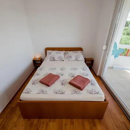 Zeljko Apartment