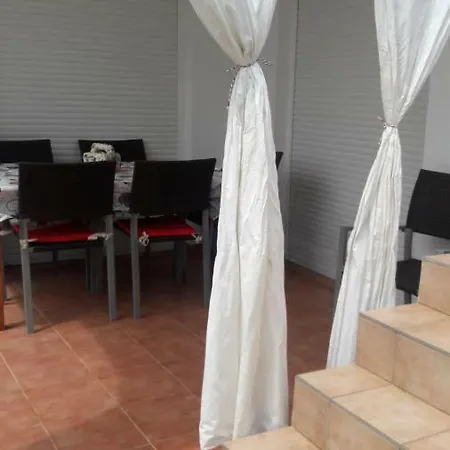 Zeljko Apartment Lopar