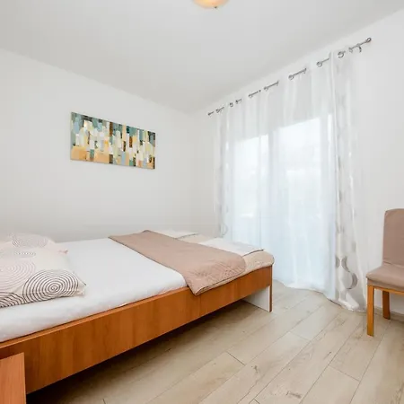 Apartman Zeljko Lopar